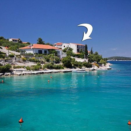 Apartments And Rooms Porto Razanj Bagian luar foto