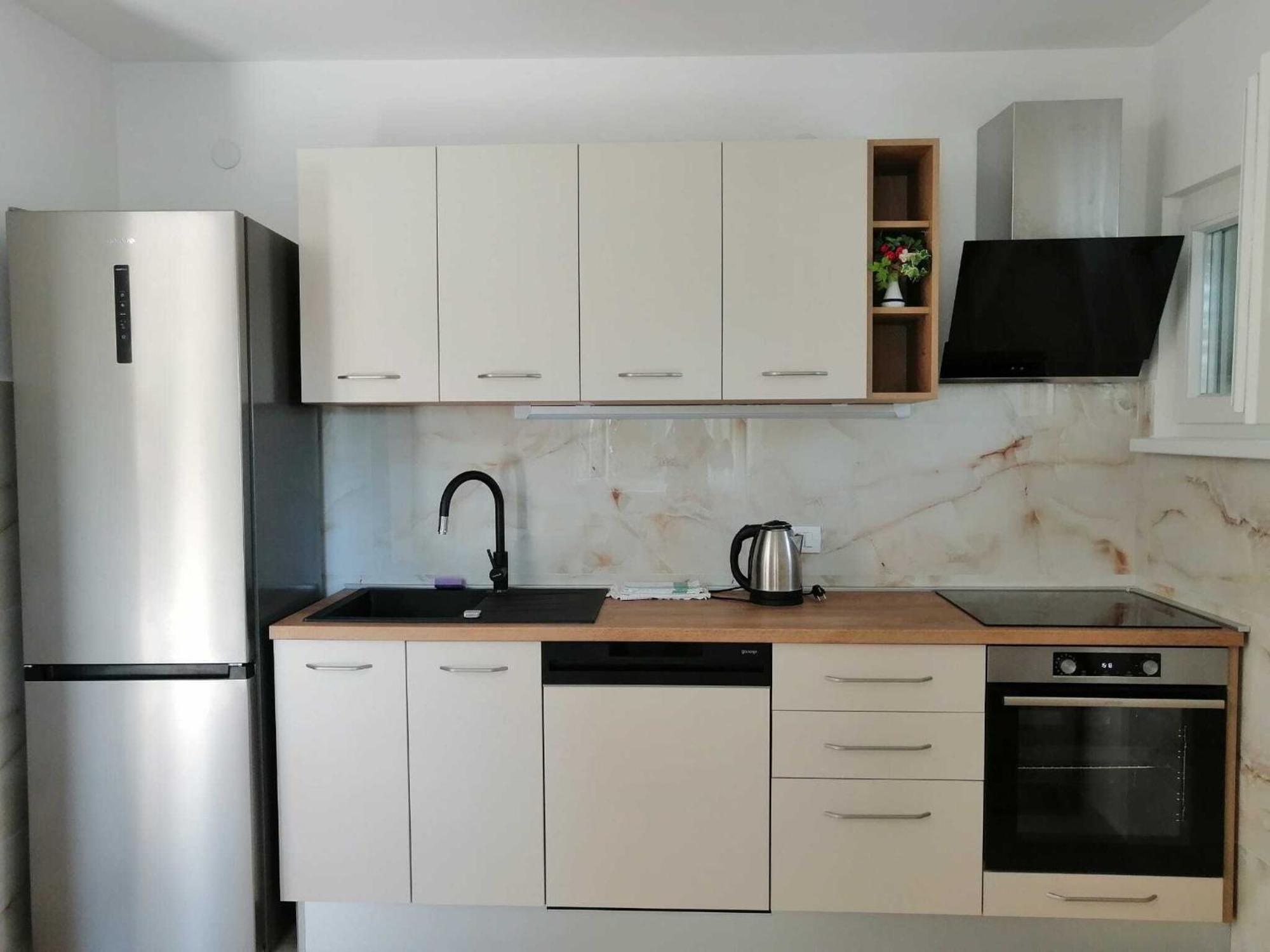 Apartments And Rooms Porto Razanj Bagian luar foto