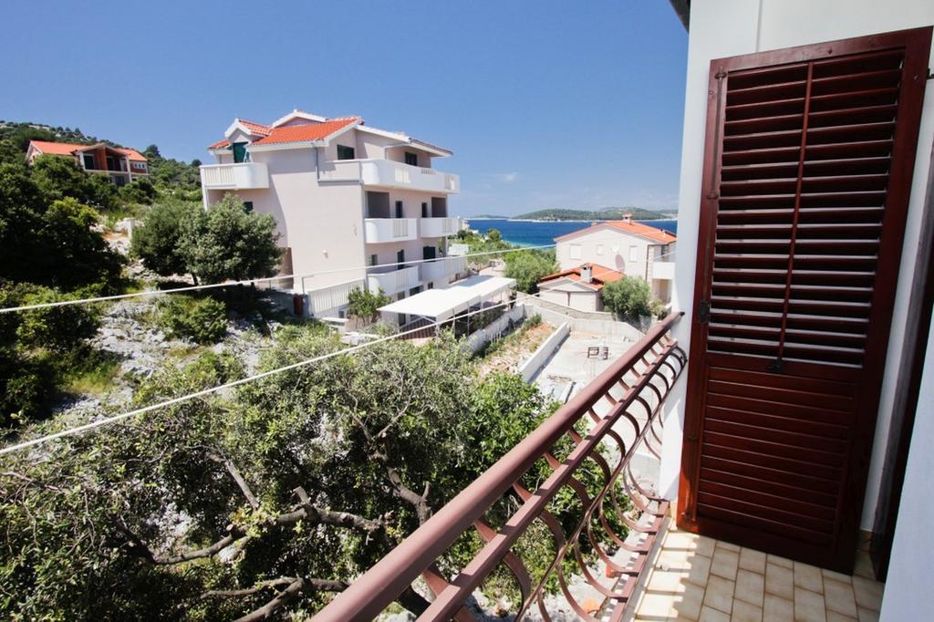 Apartments And Rooms Porto Razanj Ruang foto